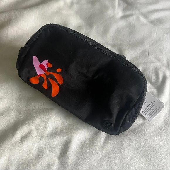 lululemon athletica Handbags - 🆕 Lululemon Everywhere Belt Bag - Pride